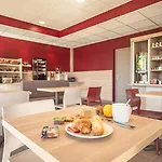 Ace Le Mans Hotel
