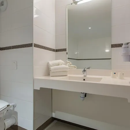 Hotel Ace Le Mans 3*