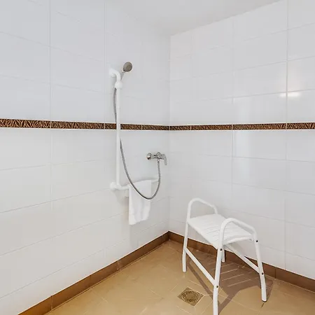 Hotel Ace Le Mans Saint-Saturnin (Sarthe)